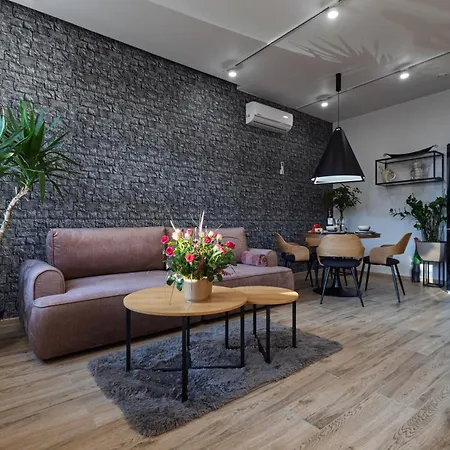 Pod Jasna Gora Teresy 4-2 Parking Gratis *