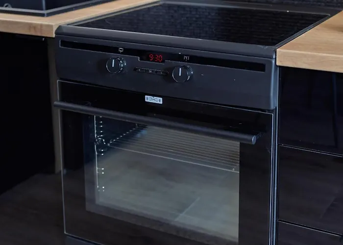 Pod Jasna Gora Teresy 4-2 Parking Gratis