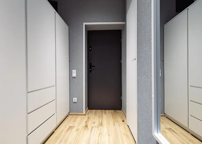 Pod Jasna Gora Teresy 4-2 Parking Gratis *