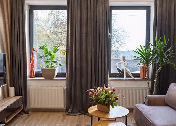 Pod Jasna Gora Teresy 4-2 Parking Gratis צ'סטוצ'ובה