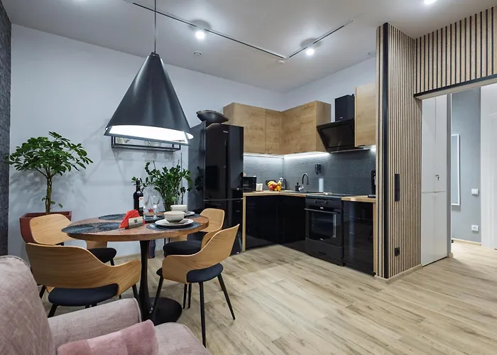 Pod Jasna Gora Teresy 4-2 Parking Gratis דירה *