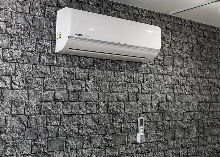 Pod Jasna Gora Teresy 4-2 Parking Gratis דירה *