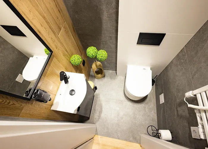 Pod Jasna Gora Teresy 4-2 Parking Gratis דירה *